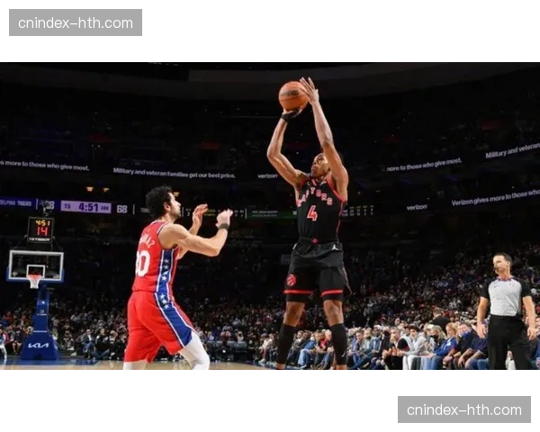 巴恩斯G3承担组织轴心，猛龙锋线控球手展现全面性