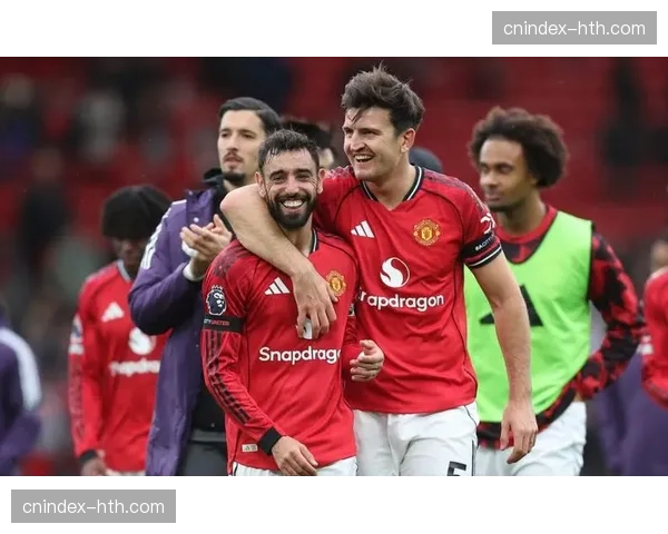 曼联年轻后卫海文表现稳健，马奎尔回归后搭档选择成焦点